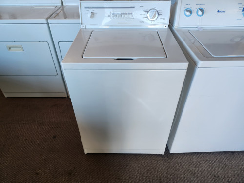KITCHENAID 9 CYCLE HEAVY DUTY SUPER CAPACITY PLUS TOP LOAD WASHER WITH 2 SPEED MOTOR 4 WATER LEVELS 4 TEMPERATURE EXTRA RINSE WHITE LOCATED IN OUR PORTLAND OREGON APPLIANCE STORE SKU 23317