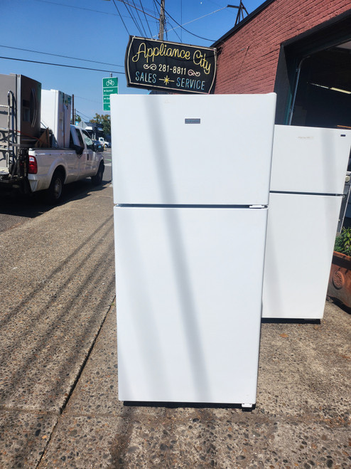 Hotpoint 28 Inch Top-Freezer Refrigerator with 3 Fresh Food Shelves, Dairy Compartment, Reversible Hinges, Gallon Door Storage, ADA Compliant and Never Clean Condenser: White, Right Hinge Door Swing SKU 23332