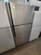 KENMORE 18 CUBIC FOOT REFRIGERATOR TOP FREEZER FULL WIDTH ADJUSTABLE GLASS SHELVES 1 DELI DRAWER 2 CRISPER DRAWERS WIRE SHELF IN FREEZER STAINLESS LOCATED IN OUR PORTLAND OREGON APPLIANCE SKU 23396