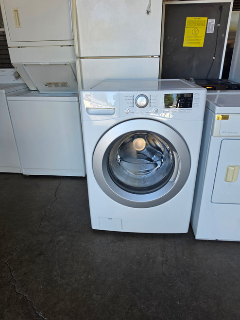 KENMORE FRONT LOAD WASHER 8 CYCLE 5 TEMPERATURE SETTINGS 4 SPEED PLUS NO SPIN EXTRA RINSE WHITE LOCATED IN OUR PORTLAND OREGON APPLIANCE STORE SKU 23412