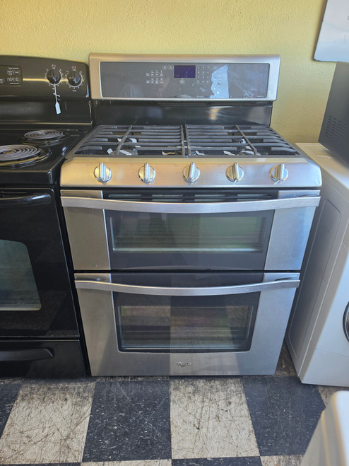 Whirlpool 30 Inch Freestanding Gas Double Oven Range with 5 Sealed Burners, 3.9 cu. ft. Lower Oven Capacity, Delay Bake, Self-Cleaning System 2.1 cu. ft. Upper Oven Capacity COSMETIC Stainless BLACK SKU 23419