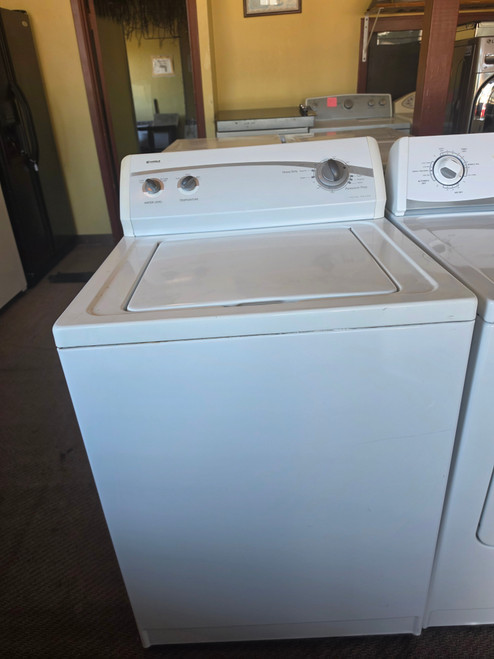 KENMORE TOP LOAD WASHER 6 CYCLE 3 WATER LEVEL SETTINGS 3 TEMPERATURE WHITE LOCATED IN OUR PORTLAND OREGON APPLIANCE STORE SKU 23889