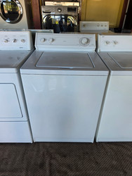 WHIRLPOOL HEAVY DUTY EXTRA LARGE CAPACITY 7 CYCLE TOP LOAD WASHER 4 WATER LEVELS 4 TEMPERATURE WHITE LOCATED IN OUR PORTLAND OREGON APPLIANCE STORE SKU 23911