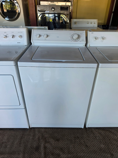 WHIRLPOOL HEAVY DUTY EXTRA LARGE CAPACITY 7 CYCLE TOP LOAD WASHER 4 WATER LEVELS 4 TEMPERATURE WHITE LOCATED IN OUR PORTLAND OREGON APPLIANCE STORE SKU 23911