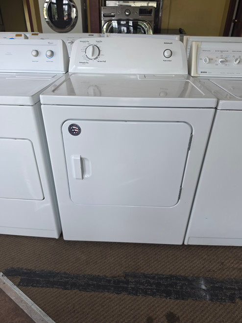 ADMIRAL 4 CYCLE ELECTRIC DRYER 2 AUTOMATIC 1 HIGH HEAT 1 LOW HEAT TIMED DRY HIGH HEAT PLUS AIR DRY NO HEAT OPTION TOP FILTER SIDE SWING OPEN DOOR WHITE LOCATED IN OUR PORTLAND OREGON APPLIANCE STORE SKU 24024