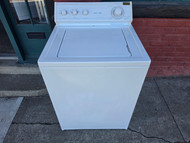 WHIRLPOOL HEAVY DUTY EXTRA LARGE CAPACITY PLUS TOP LOAD WASHER 9 CYCLE 2 SPEED EXTRA RINSE 5 WATER LEVELS 4 TEMPERATURE WHITE LOCATED IN OUR PORTLAND OREGON APPLIANCE STORE SKU 24050