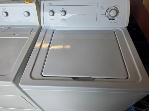 WHIRLPOOL TOP LOAD WASHER COMMERCIAL QUALITY 6 CYCLE WITH 3 SPEED COMBINATIONS WHITE LOCATED IN OUR PORTLAND OREGON APPLIANCE STORE SKU 24062