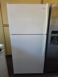 ROPER 18 CUBIC FOOT REFRIGERATOR TOP FREEZER WIRE SHELVES 2 CRISPER DRAWERS WITH GLASS COVER WIRE SHELF IN FREEZER WHITE LOCATED IN OUR PORTLAND OREGON APPLIANCE STORE SKU 24156