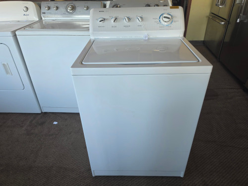 KENMORE TOP LOAD WASHER HEVY DUTY SUPER CAPACITY PLUS 2 SPEED MOTOR 4 LOAD SIZE SETTING 4 TEMPERATURE ALL COLD RINSE 2ND RINSE SETTING WHITE LOCATED IN  OUR PORTLAND OREGON APPLIANCE STORE SKU 24250