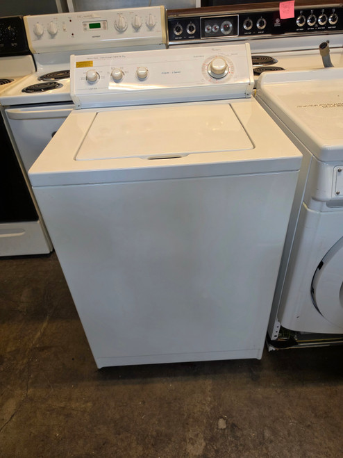 WHIRLPOOL 9 CYCLE TOP LOAD WASHER WITH 2 SPEED MOTOR 5 LOAD SIZE SETTINGS 4 TEMPERATURE WITH EXTRA RINSE WHITE LOCATED IN OUR PORTLAND OREGON APPLIANCE STORE SKU 24274