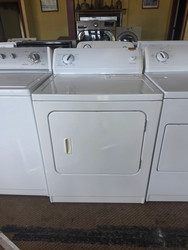 KENMORE 4 CYCLE ELECTRIC DRYER 2 AUTO DRY 1 HIGH HEAT 1 LOW HEAT TIMED DRY HIGH HEAT PLUS NO HEAT OPTION TOP FILTER SIDE SWING DOOR WHITE LOCATED IN OUR PORTLAND OREGON APPLIANCE STORE SKU 24288