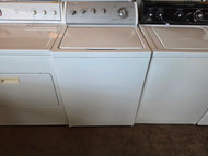 WHIRLPOOL TOP LOAD WASHER 12 CYCLE COMMERCIAL QUALITY SUPER CAPACITY PLUS 5 LOAD SIZE SETTINGS 4 TEMPERATURE OPTIONS EXTRA RINSE WHITE LOCATED IN OUR PORTLAND OREGON APPLIANCE STORE SKU 24290