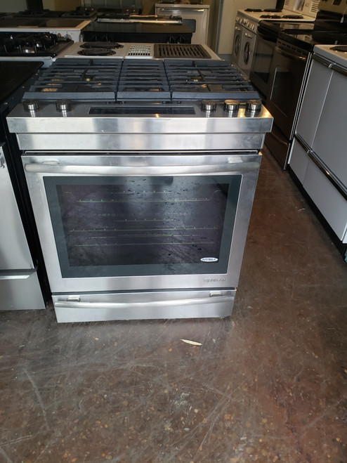 JennAir Euro-Style Series 30 Inch Slide-in 5 Burners Gas Range Baking Drawer, True Convection, Telescoping Glide Rack, Brass Burners, and Aqua-lift Self-Cleaning Technology LOCATED IN OUR PORTLAND OREGON APPLIANCE STORE
