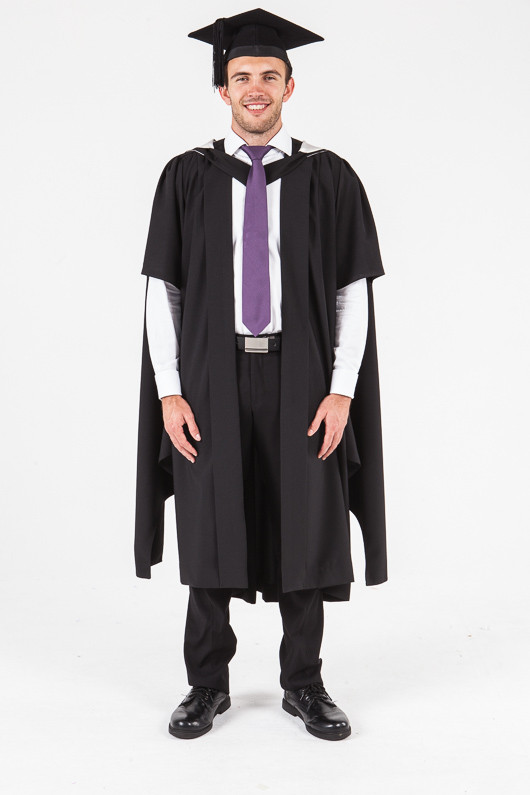 uon graduation gowns