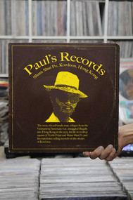Paul's Records (How a Refugee from the Vietnam War Found Success Selling Vinyl on the Streets of Hong Kong) by Andrew S. Guthrie, 9789881376435