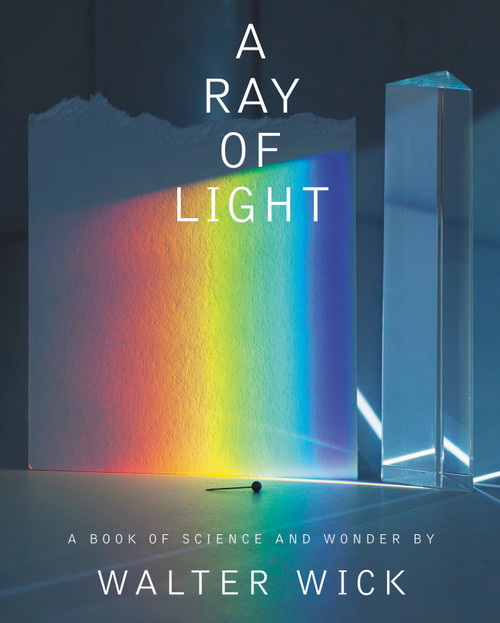 A Ray of Light by Walter Wick, Walter Wick, 9780439165877