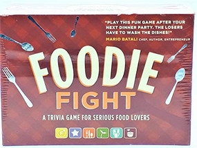 Foodie Fight (A Trivia Game With Gameboard and Cards (Food Lover Gifts, Food Trivia Game, Trivia Game for Teens and Adults)) by Joyce Lock, 9780811858649