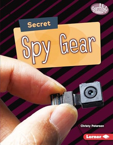 Secret Spy Gear - 9781728404257 by Christy Peterson, 9781728404257