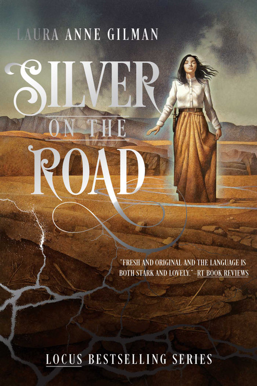 Silver on the Road - 9781481429696 by Laura Anne Gilman, 9781481429696