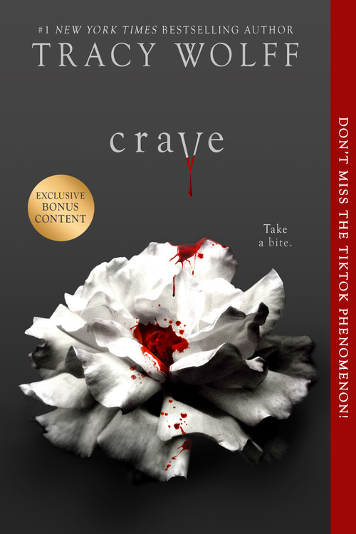 Crave (An Epic Dark Academia Vampire Romance of Forbidden Love) - 9781682815779 by Tracy Wolff, 9781682815779