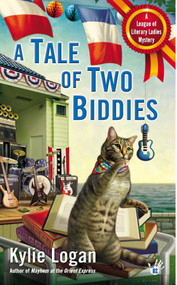 A Tale of Two Biddies by Kylie Logan, 9780425257760