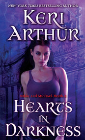 Hearts in Darkness (Nikki and Michael Book 2) by Keri Arthur, 9780440246527