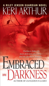 Embraced By Darkness by Keri Arthur, 9780553589610