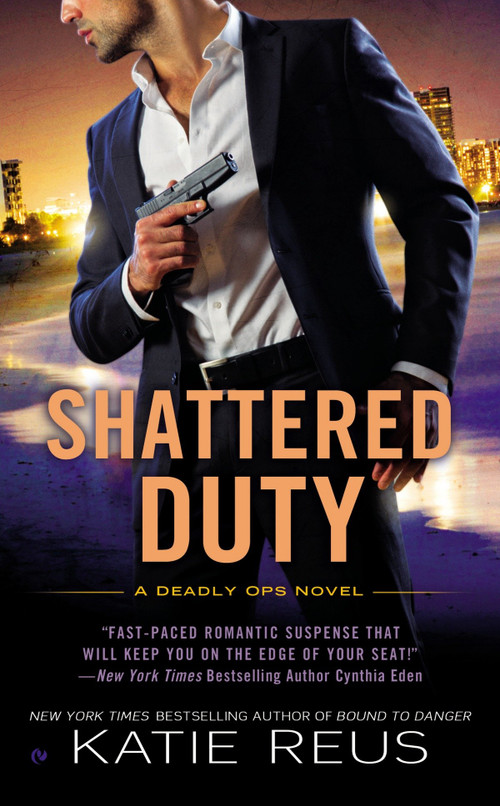 Shattered Duty by Katie Reus, 9780451419231