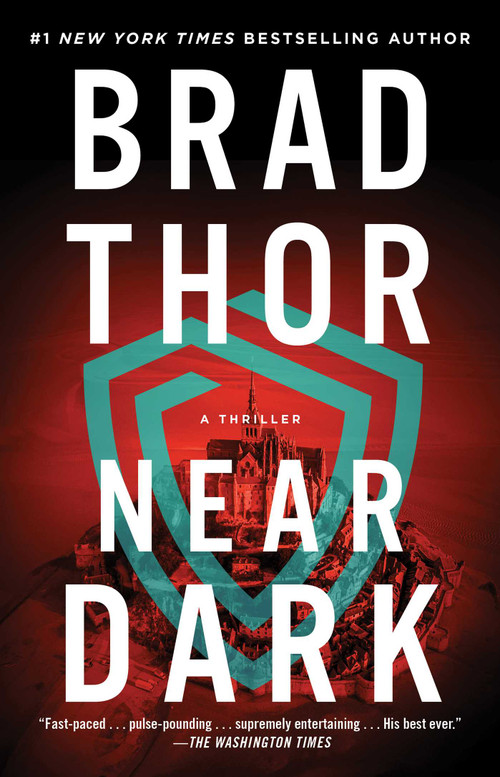 Near Dark (A Thriller) - 9781982194611 by Brad Thor, 9781982194611