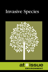 Invasive Species - 9780737773873 by Noah Berlatsky, 9780737773873