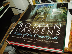 Roman Gardens (Villas of the Countryside) by Roberto Schezen, Marcello Fagiolo, 9781885254573