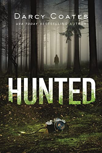 Hunted - 9781728220178 by Darcy Coates, 9781728220178