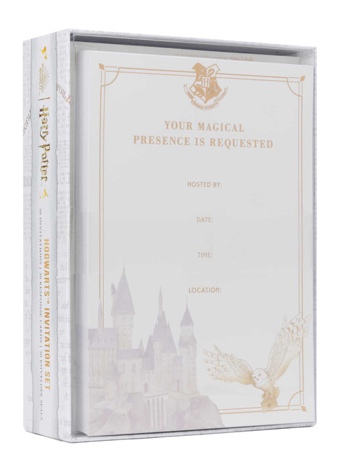 Harry Potter: Hogwarts Invitation Set (Set of 30) by Insights, 9798886632323