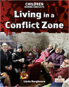 Living in a Conflict Zone - 9781039815292 by Linda Barghoorn, 9781039815292
