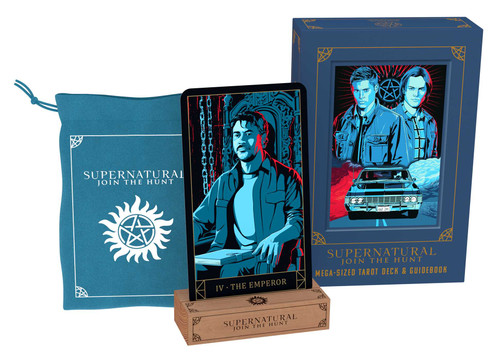 Mega-Sized Tarot: Supernatural Tarot Deck by Minerva Siegel, 9798886634327