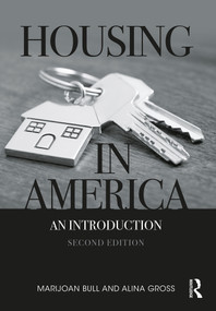 Housing in America (An Introduction) by Marijoan Bull, Alina Gross, 9781032183381