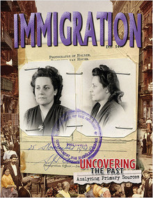 Immigration - 9780778715542 by Lizann Flatt, 9780778715542
