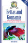 Bettas and Gouramis (Understanding Siamese Fighting Fish, Paradisefish, Kissing Gouramis, and Other Anabantoids) by David Alderton, 9781931993135