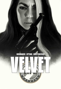 Velvet Deluxe Edition by Ed Brubaker, Steve Epting, Elizabeth Breitweiser, 9781632159151
