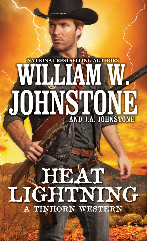 Heat Lightning - 9780786051144 by William W. Johnstone, J.A. Johnstone, 9780786051144