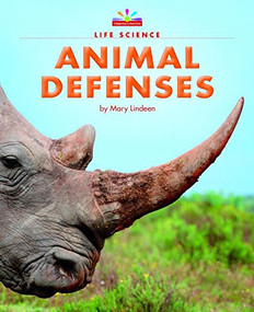 Animal Defenses by Mary Lindeen, 9781599538778
