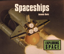 Spaceships by Amanda Davis, 9780823950638