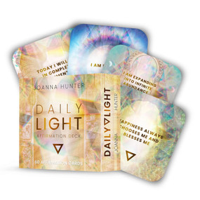 Daily Light Affirmation Deck (Quotes to Shift Your Consciousness (60 Full-Color Affirmation Cards)) by Joanna Hunter, Stephanie Wicker-Campbell, 9780645885033