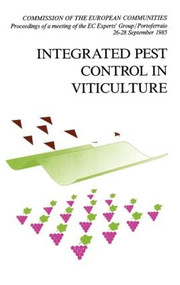 Integrated Pest Control in Viticulture by R. Cavalloro, 9789061917496