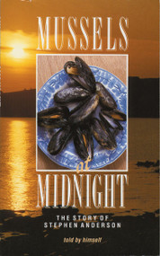Mussels At Midnight by Stephen Anderson, 9780906731932