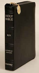 The Revised Standard Version Catholic Bible by , 9780195288537