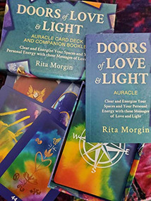 Doors of Love & Light Auracle Card Deck and Companion Booklet (Energize Your Space Using Love and Light) by Rita Morgin, Rita Morgin, Karen Curry Parker, Karen Curry Parker, 9781951694111