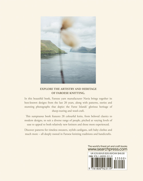 Traditional Knits from the Faroe Islands by Navia, 9781800923119