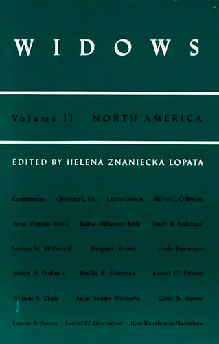Widows (Vol. II: North America) by Helena  Znaniecka Lopata, 9780822307709