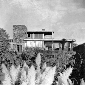 A Home of One's Own (Émigré Architects and their Houses. 1920-1960) by Burcu Dogramaci, Andreas Schätzke, 9783869050089
